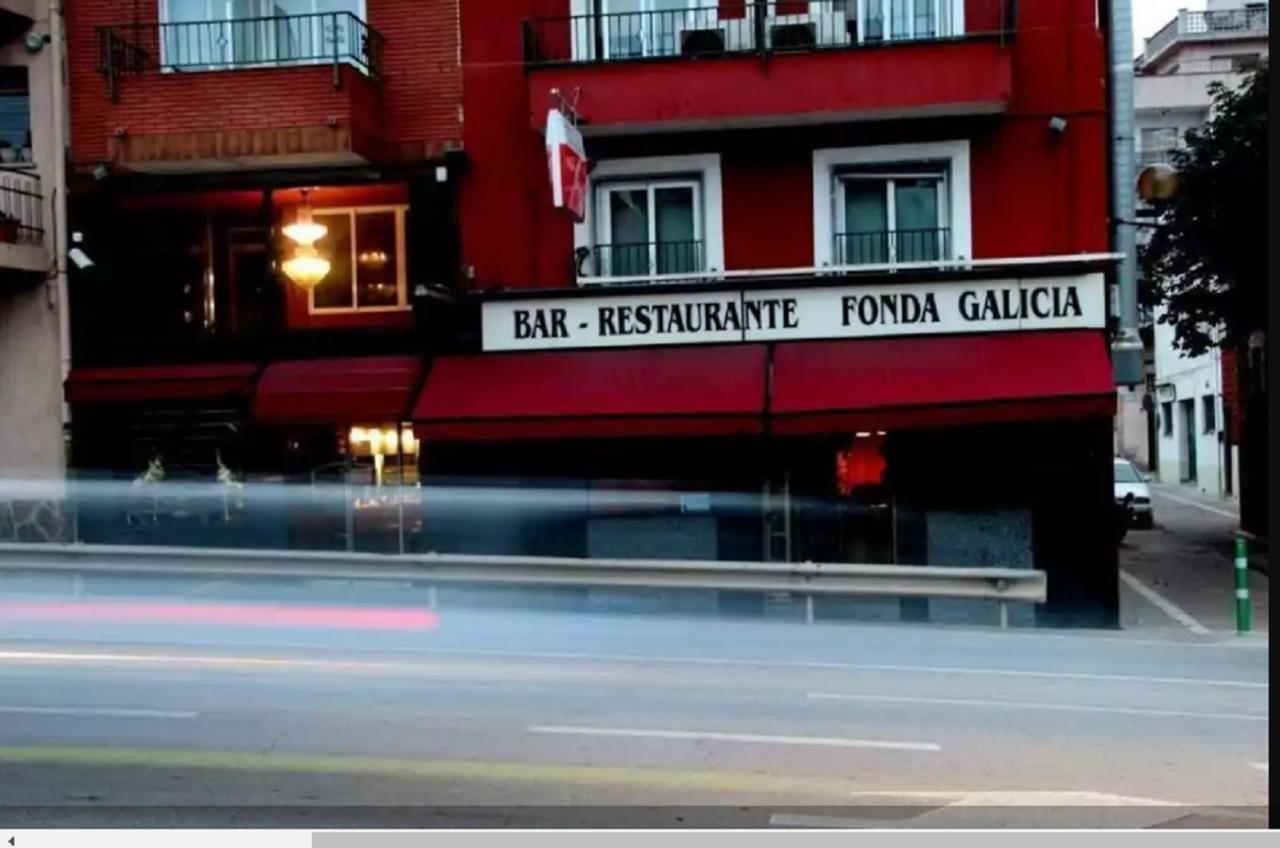 Hostal Fonda Galicia カルデデオ エクステリア 写真