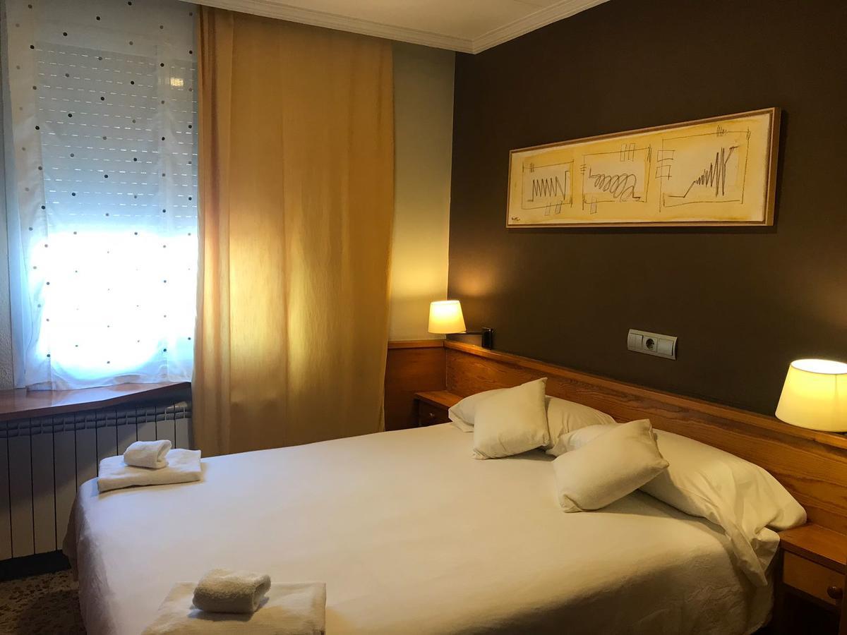 Hostal Fonda Galicia カルデデオ エクステリア 写真