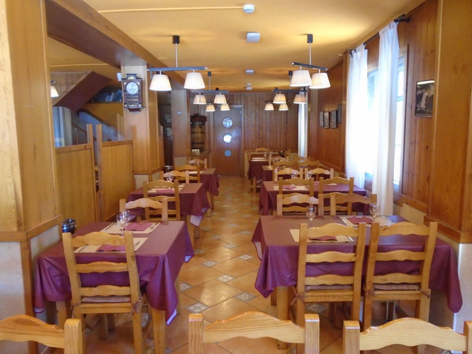 Hostal Fonda Galicia カルデデオ エクステリア 写真