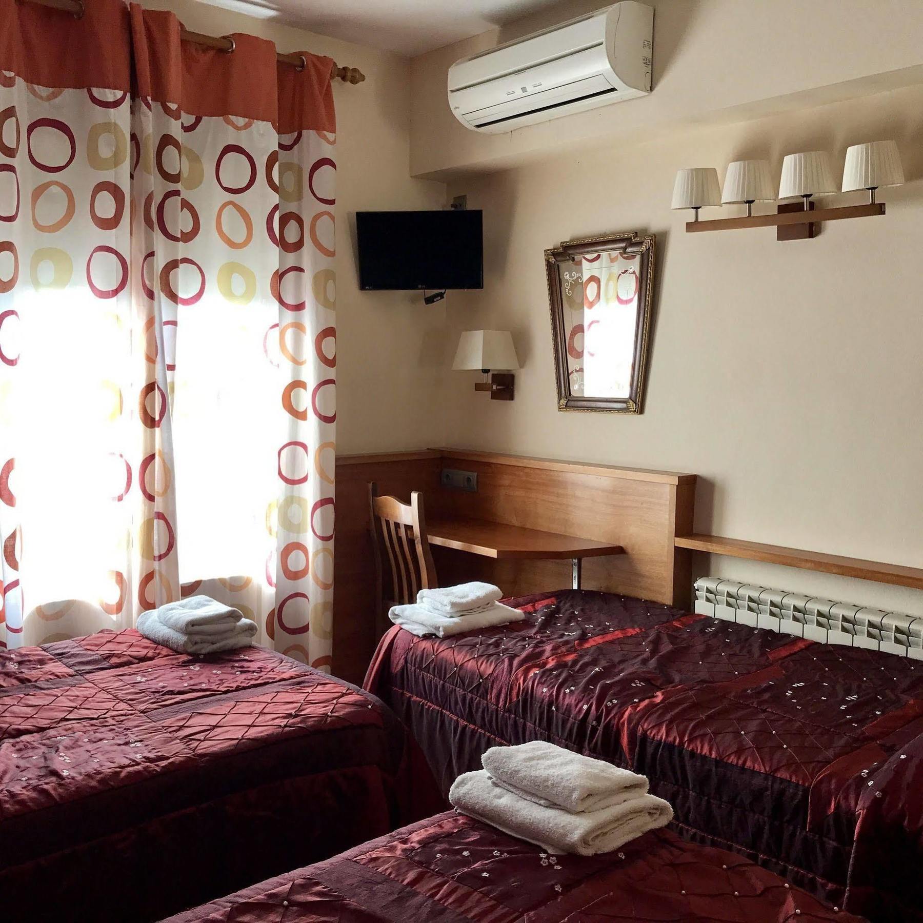 Hostal Fonda Galicia カルデデオ エクステリア 写真