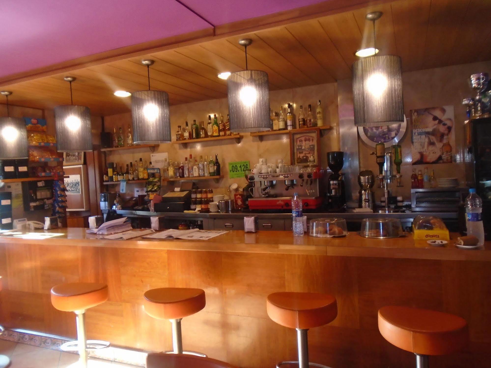 Hostal Fonda Galicia カルデデオ エクステリア 写真